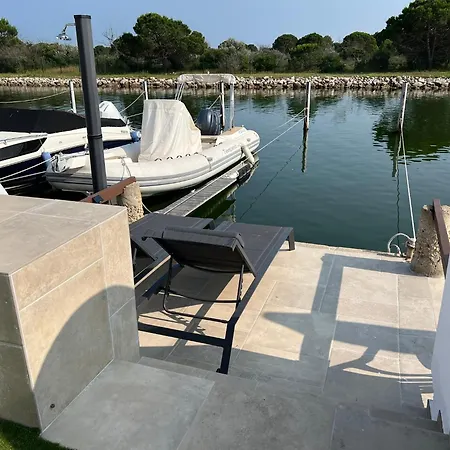Marina Avec Appontement * Le Grau-du-Roi